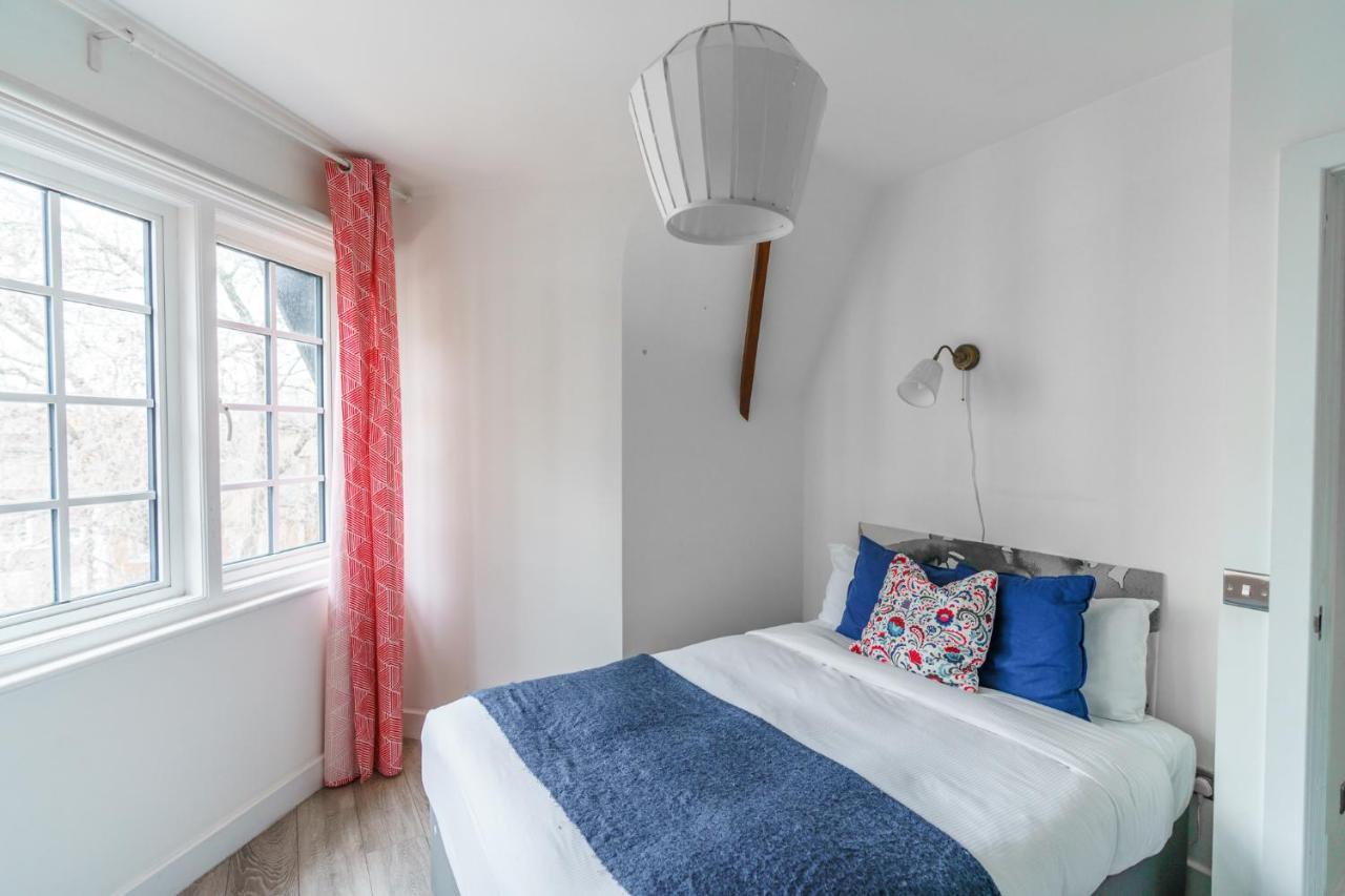 Top Floor Apartment High Street Kensington Лондон Екстер'єр фото